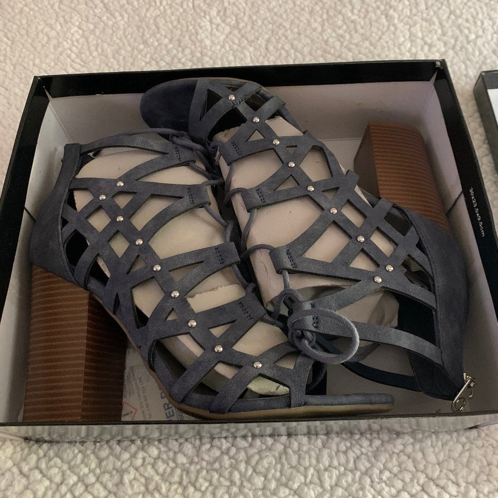G by Guess Lace Up Sandal - Picture 8 of 8